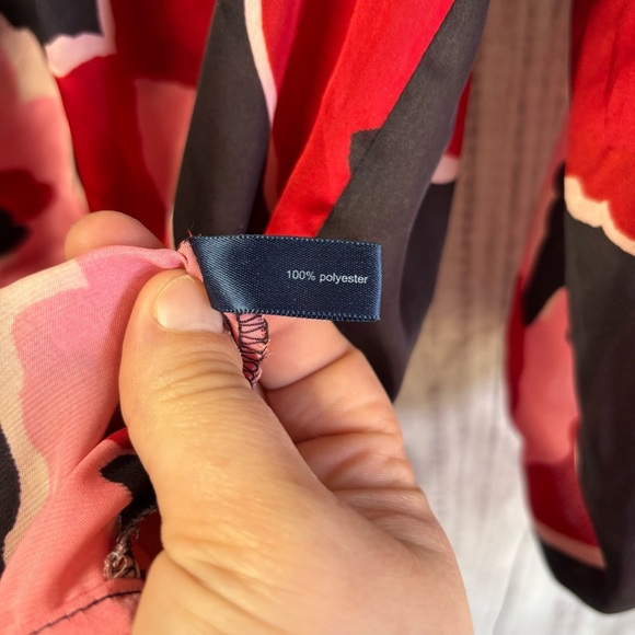 Eloquii floral Red and Pink Tie Front Tunic with 3/4 Sleeves 16W - Picture 6 of 7